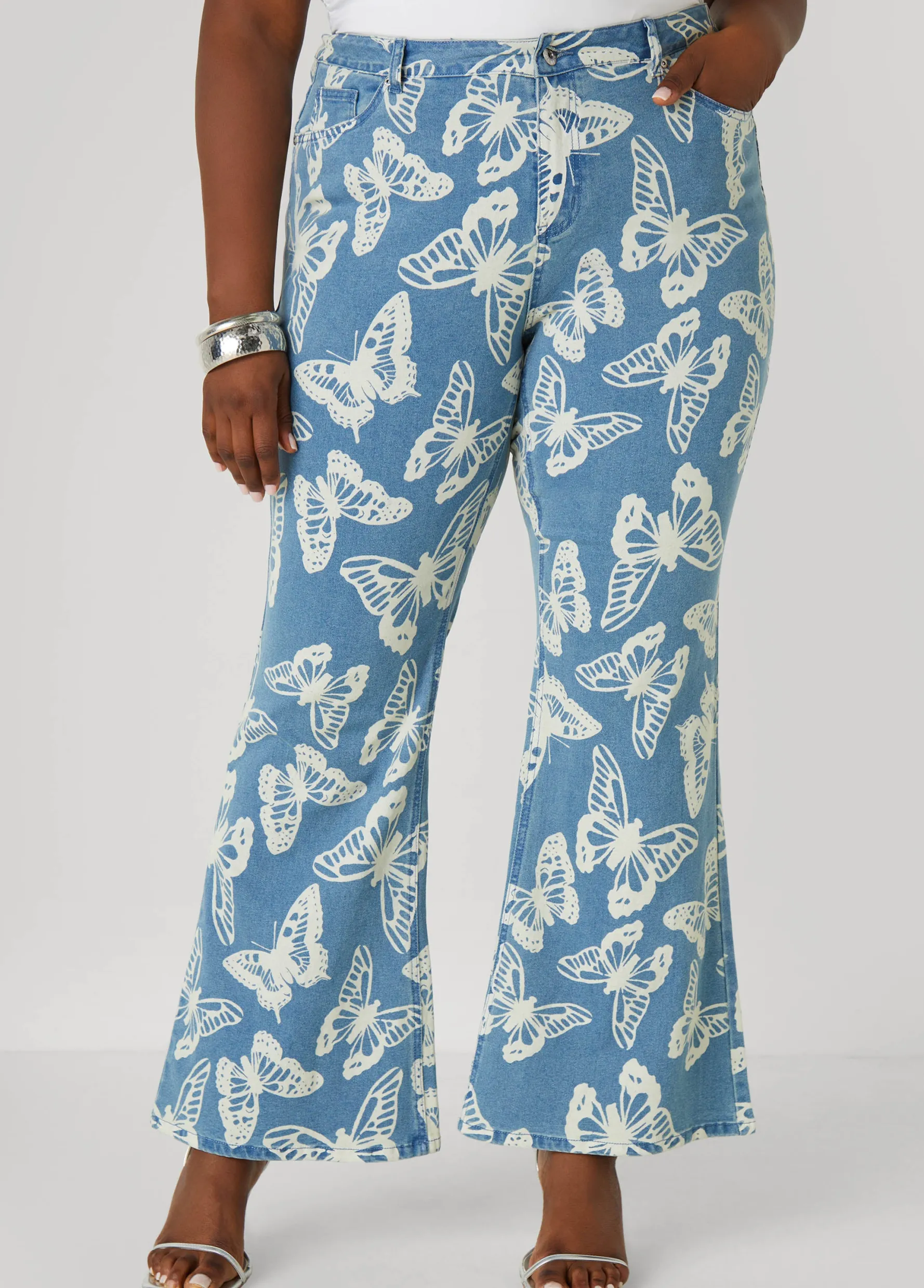 Clearance Ashley Stewart Butterfly Print Flared Jeans Medium Blue
