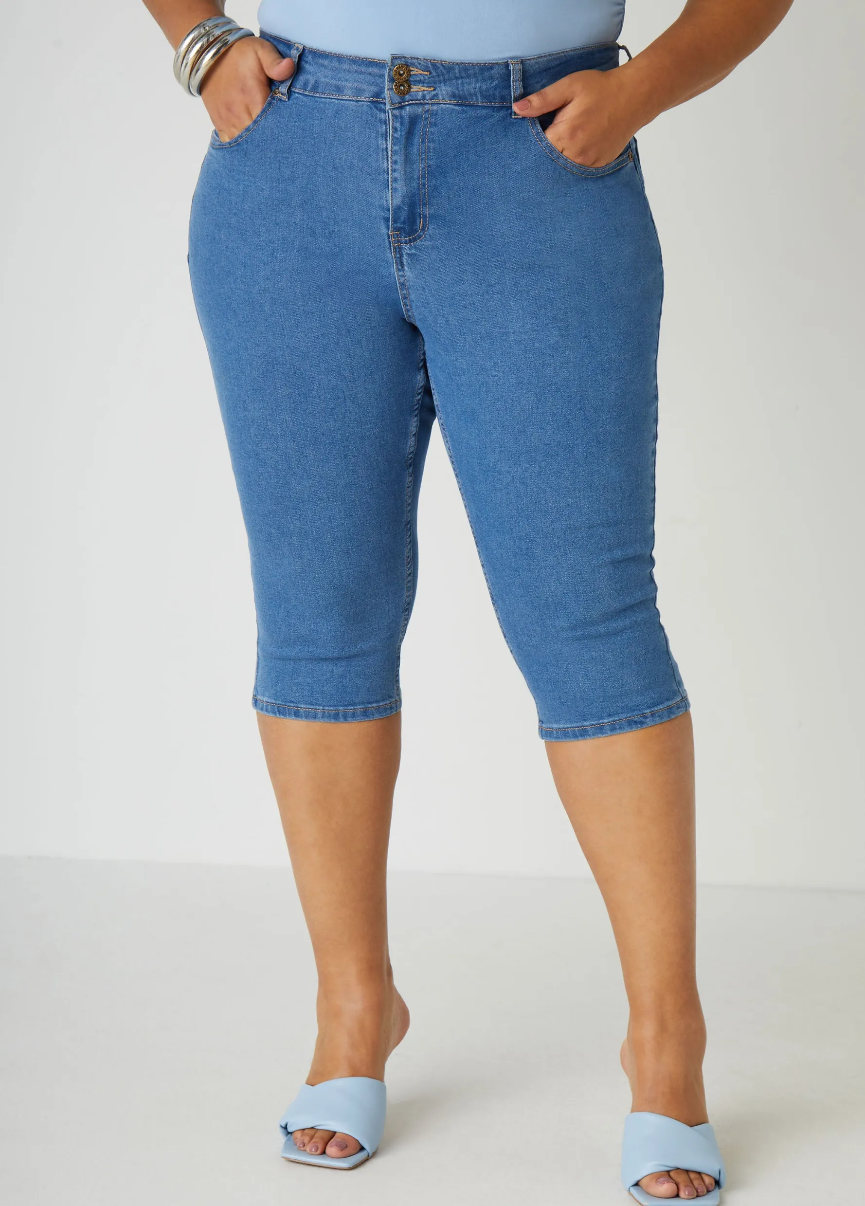 Outlet Ashley Stewart Fearless Denim Capris