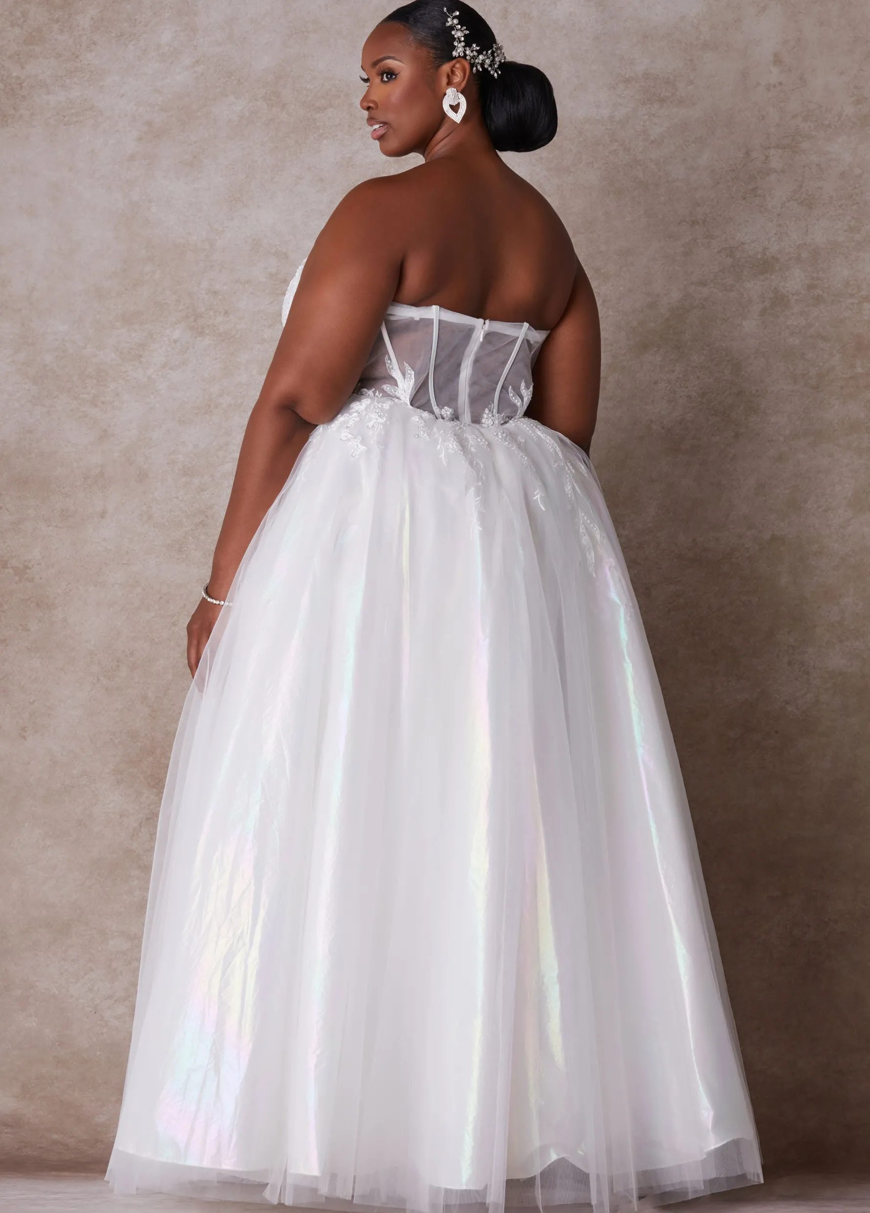 Discount Ashley Stewart The Aurora Princess Wedding Gown Egret